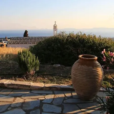 Feriehus Viento: A Charming In Triantaros ✮ Triandáros